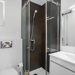 Whome Urban Tech Retreat, Modern Hubs For Remote Living Lisbon