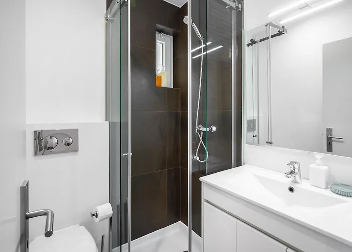 Konukevi Whome Urban Tech Retreat, Modern Hubs For Remote Living *