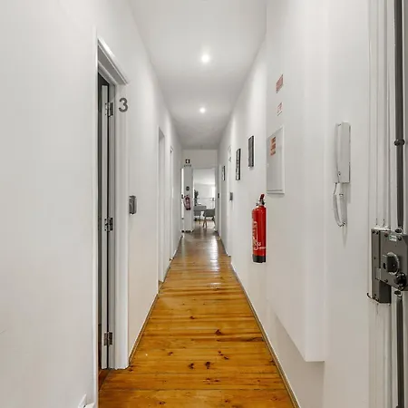 ゲストハウス Whome Urban Tech Retreat, Modern Hubs For Remote Living リスボン